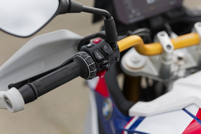 La BMW F450 GS Trophy est-elle la GS idéale pour tous les motards ? 