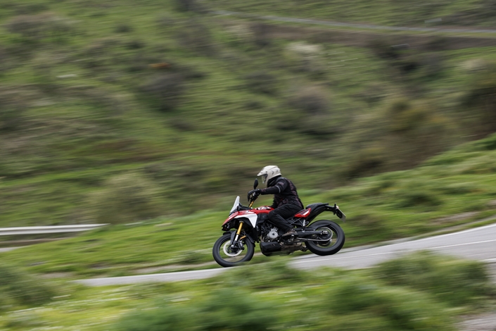 La BMW F450 GS est-elle la GS idéale pour tous les motards ? 