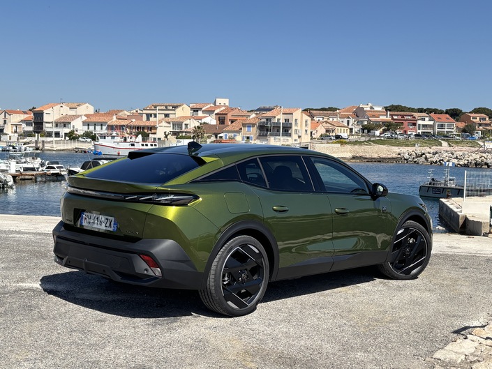 Pour la Peugeot 408 restylée, c'est maintenant ou jamais