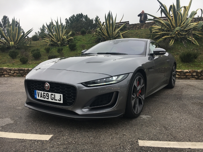 Essai vidéo – Jaguar F-Type restylée (2020) : un certain regard…