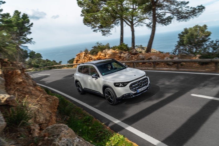 Le GLB reste un véhicule familial qui affectionne davantage les grands axes que les petites courbes serrées.