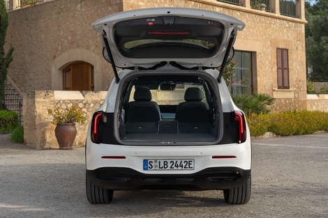 Le volume de coffre est en dessous de la concurrence mais reste bien dimensionné pour une famille. Avec ici 540 litres de base pour la version 5 places.