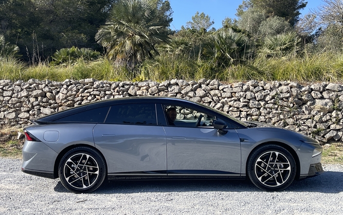 Charge ultrarapide et faible consommation : la Xpeng P7 + est-elle la voyageuse absolue ?