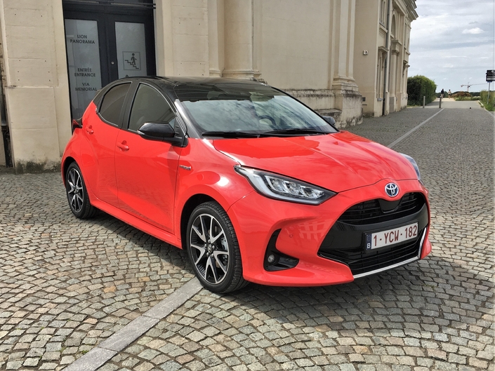 En matière de consommation, la Yaris de dernière génération, et son clone la Mazda 2, sont imbattables, avec moins de 4 litres/100 possibles en ville et moins de 5 litres en moyenne.