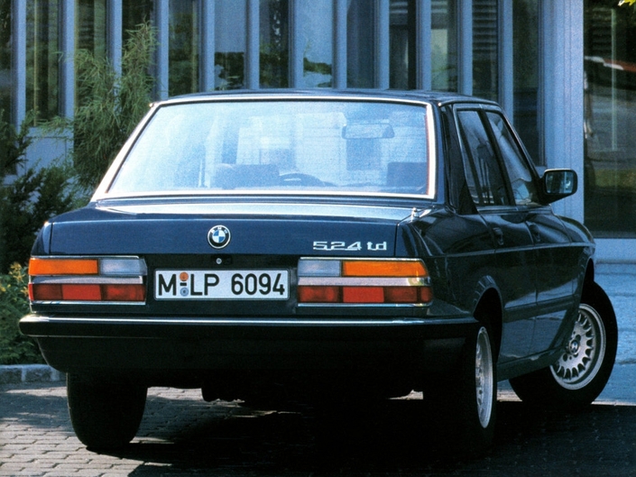 Hormis le monogramme, rien ne différencie la BMW 524 td de ses soeurs à essence.