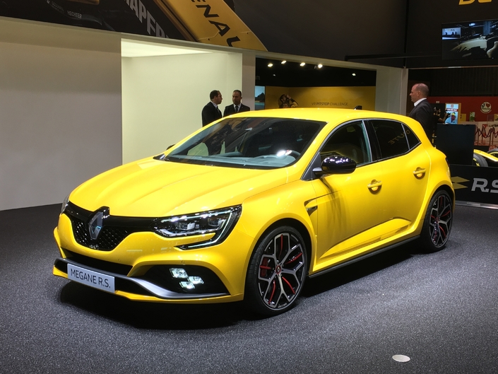 Renault Mégane RS Trophy : la meilleure - En direct du Mondial de Paris