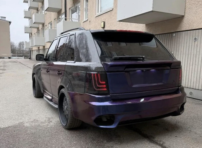 L’arrière se veut beaucoup moins fidèle que l’avant.