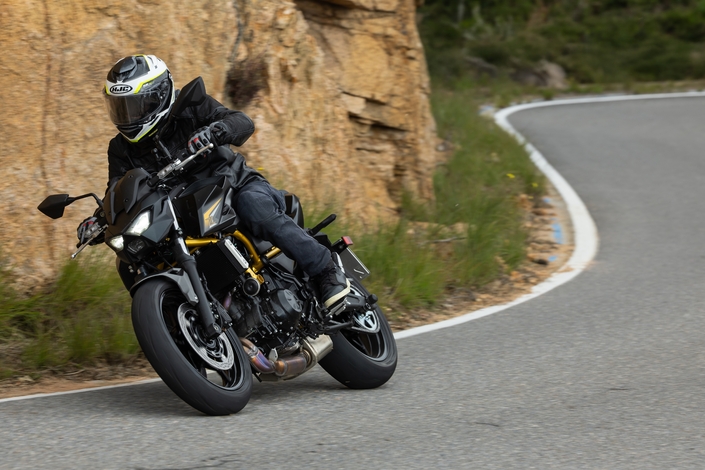 La Kawasaki Z650 s’offre une cure de jouvence pour l’été 2026