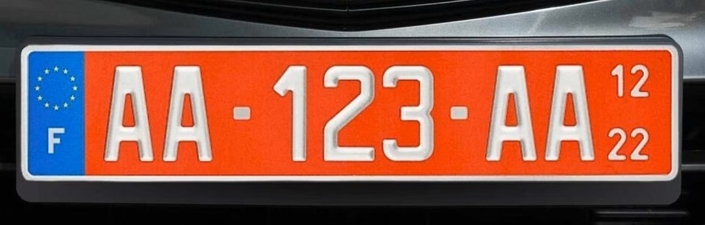 Lettres interdites et couleurs codées : les secrets des plaques d'immatriculation