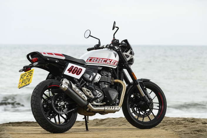Triumph Tracker 400 : un 400 pour s'amuser vraiment !