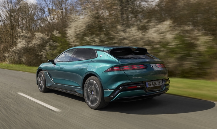 Essai Denza Z9GT EV : l'anti-Porsche Taycan signée BYD à l'essai