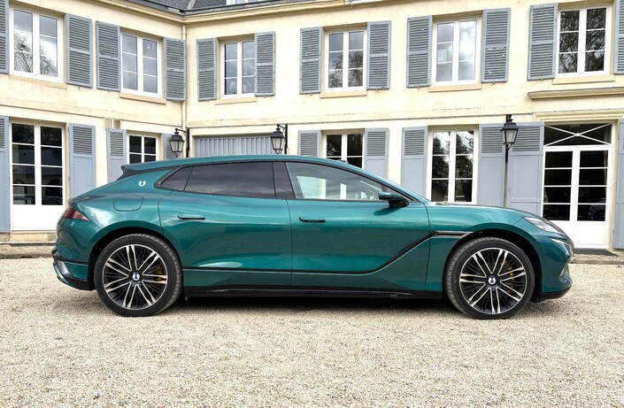 Essai Denza Z9GT EV : l'anti-Porsche Taycan signée BYD à l'essai