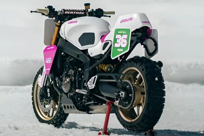 Quand Deus Ex Machina réinvente la Yamaha XSR900 en version flat-track des neiges