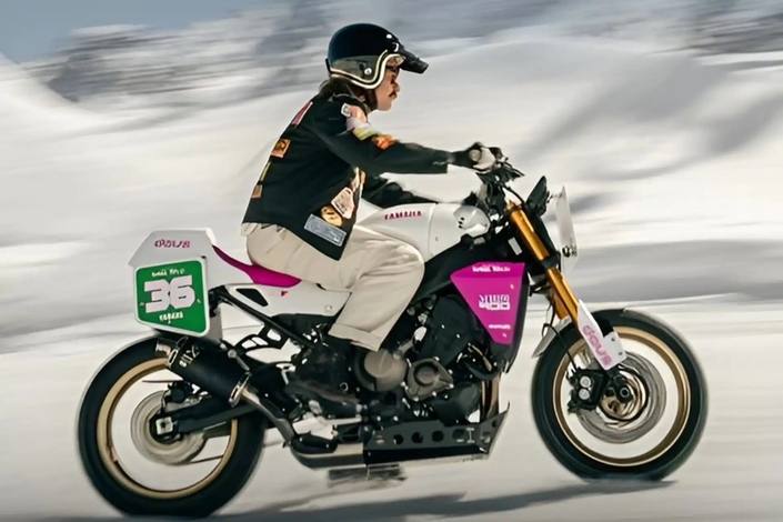 Quand Deus Ex Machina réinvente la Yamaha XSR900 en version flat-track des neiges