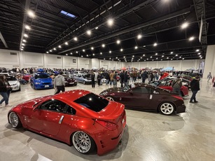 Des Nissan Z de tous poils dans le hall