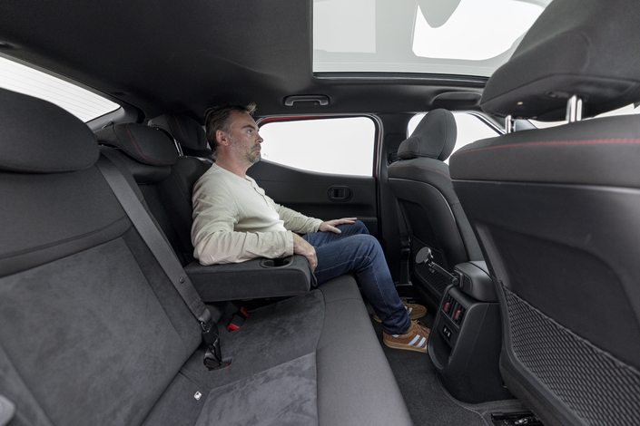 Si la posture n’est pas parfaite, l’espace offert séduit.