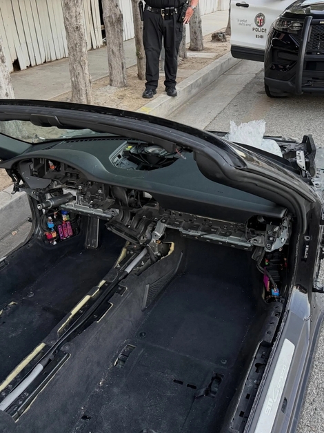 Une Porsche si dépouillée que les passants la confondaient avec une Mazda MX-5