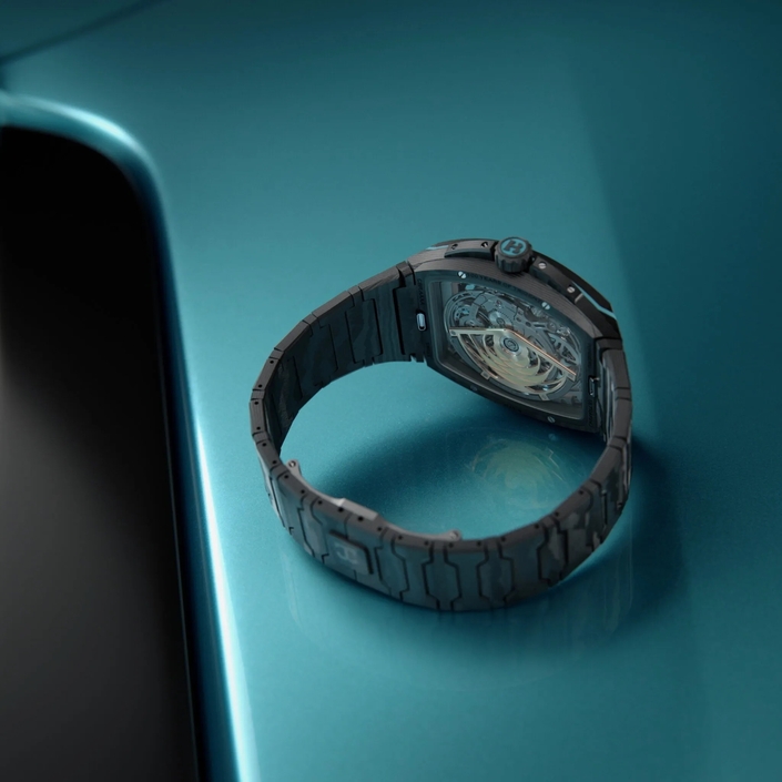 Déjà en difficulté avec ses voitures, Maserati tente maintenant de vendre une montre hors de prix