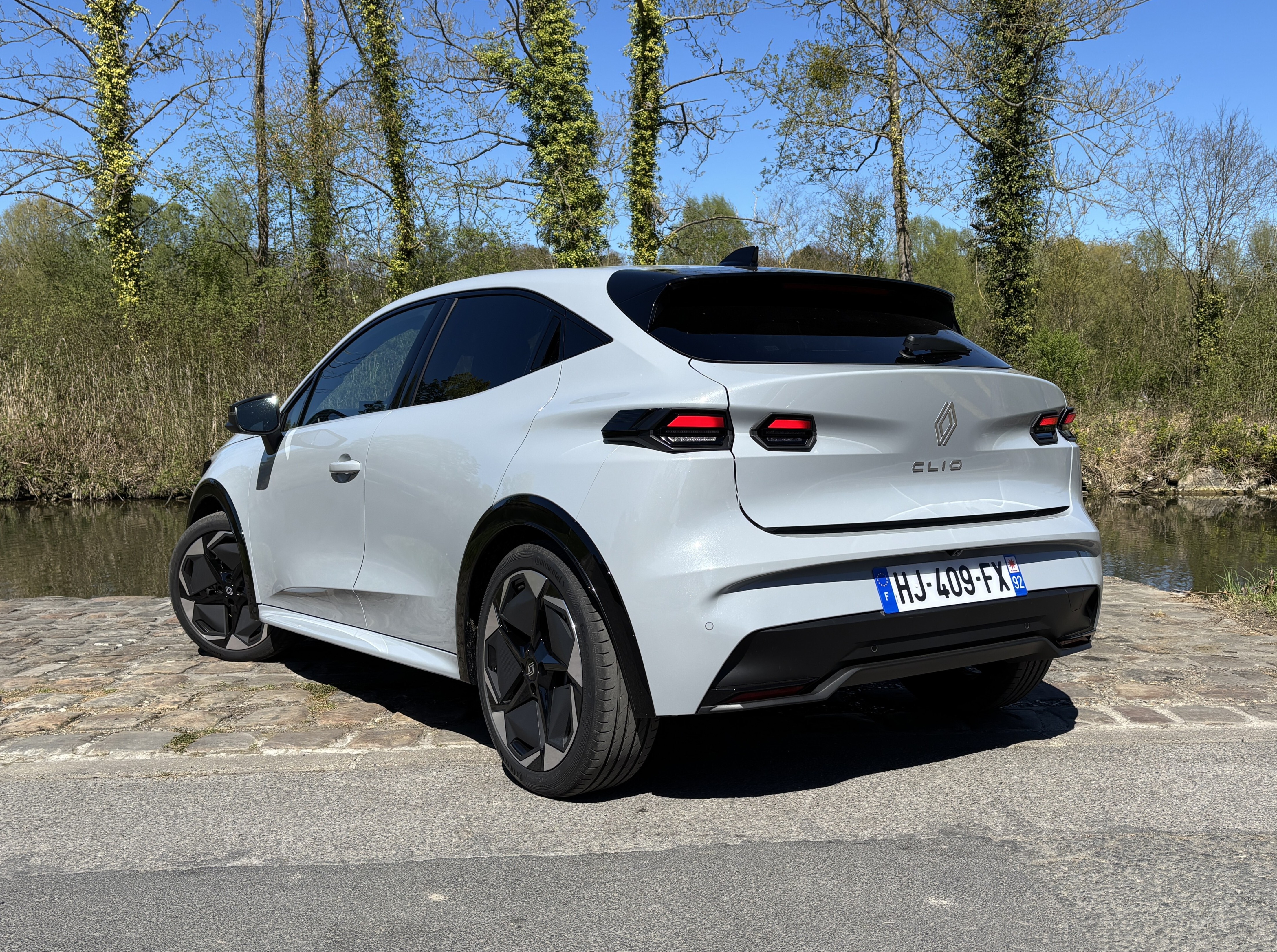 Renault Clio 6 VS Volkswagen Polo : faut-il craquer pour la nouveauté ...
