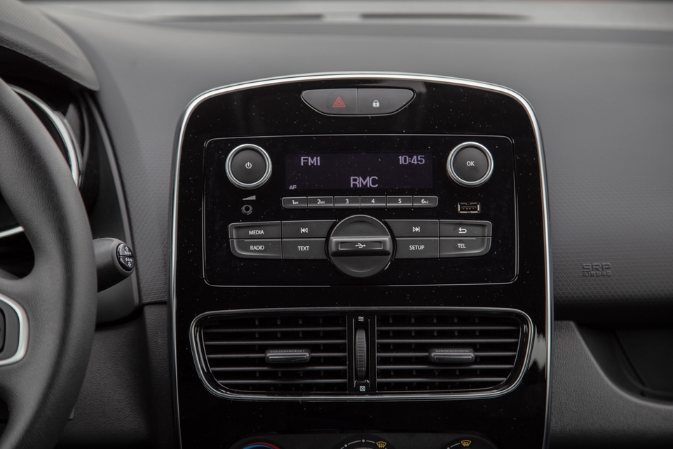 Salon Caradisiac - Retour sur le comparatif Renault Clio IV Génération