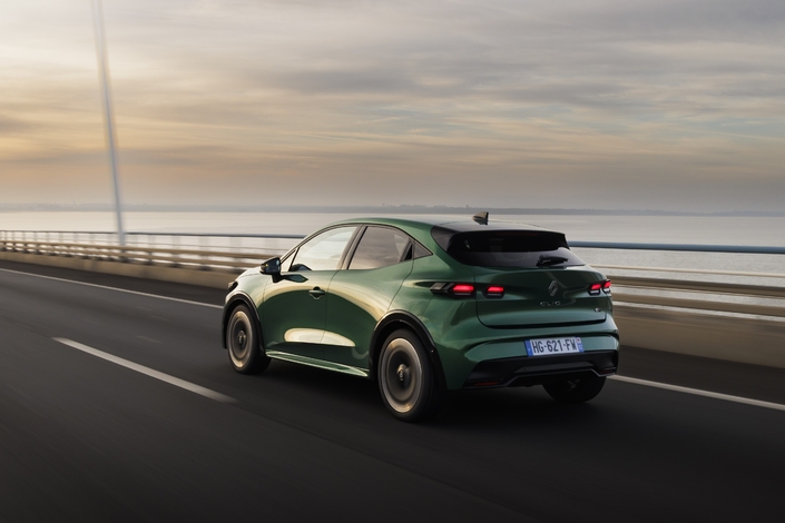 La boîte de vitesse manuelle est agréable, et permet de faire baisser la consommation d’environ 0,2 litre par rapport à la boîte EDC. Et elle fait économiser 1 500 €. LA consommation sur notre essai ? 6.0/100 km tout pile. Photo Renault.