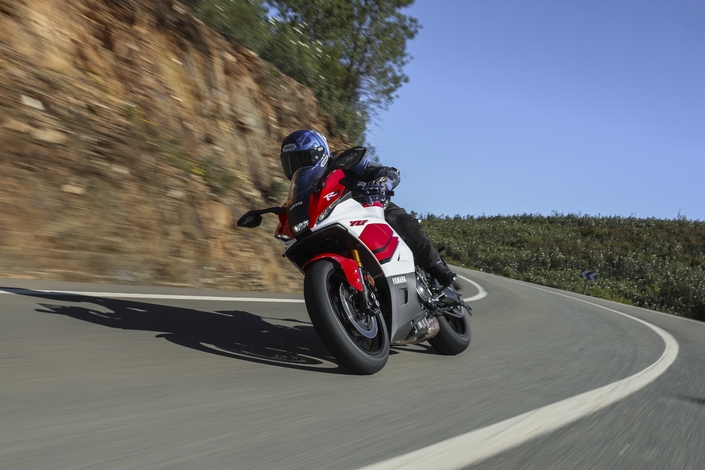 Yamaha R7 2026 : R comme plus Radicale