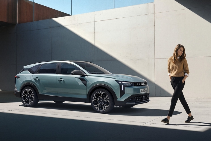 Le Stricker démontre une nouvelle fois qu'une Dacia peut profiter d'un design soigné.