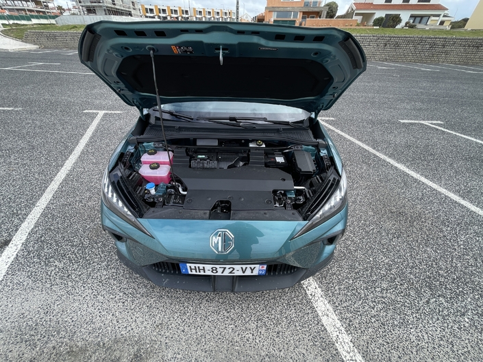 La MG4 à grande autonomie affûte ses arguments : la compacte électrique irrésistible ?