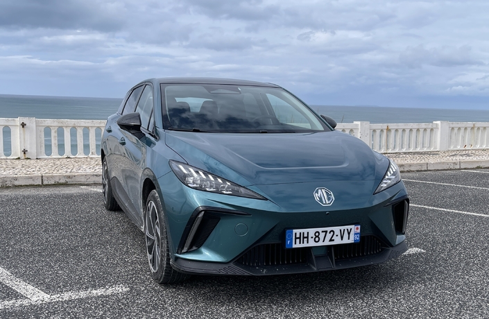 La MG4 à grande autonomie affûte ses arguments : la compacte électrique irrésistible ?