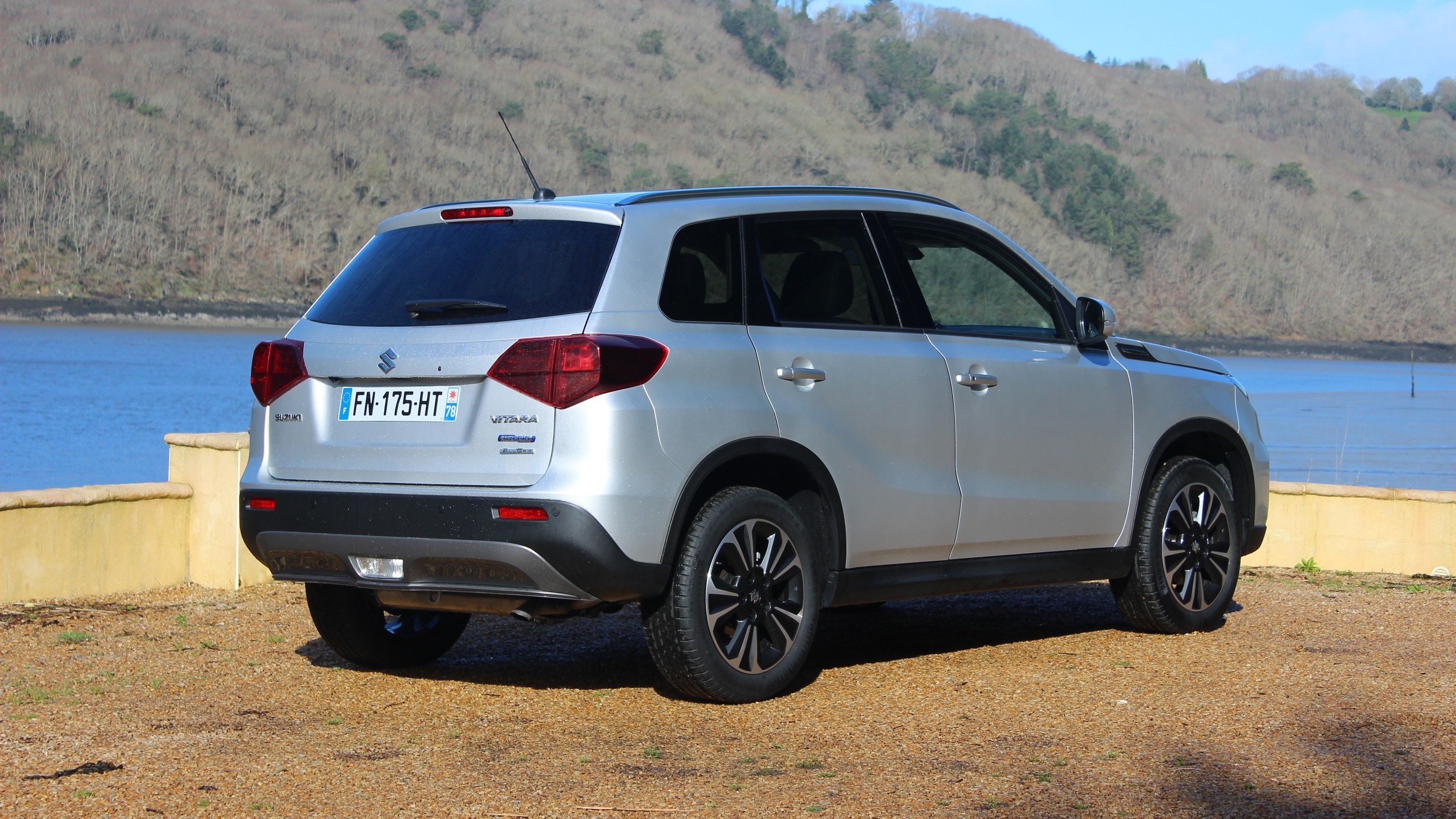 Комплектации suzuki vitara