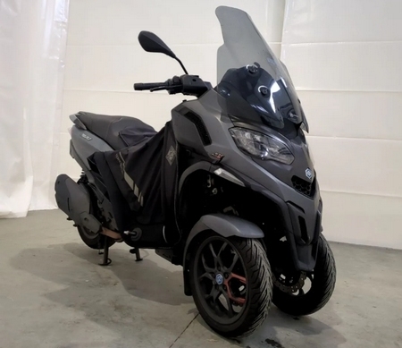 Piaggio MP3 530 HPE 2023 (lot n° 13)