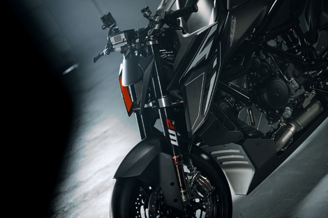 KTM 1390 Super Duke RR Track : la bête ne fait plus aucun compromis
