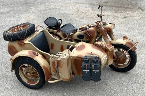 Side-car BMW R75 750 cm3 1940 (lot n° 62)