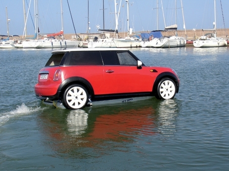 BMW : la Mini surfe sur la vague commerciale ! 