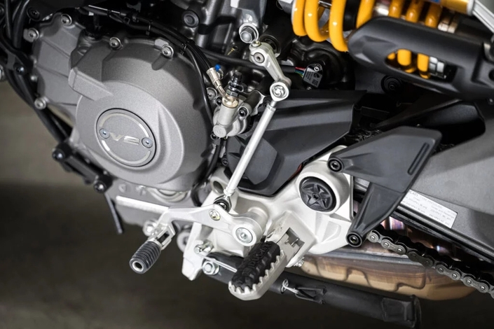 Ducati Hypermotard V2 : le plaisir brut à prix d’or