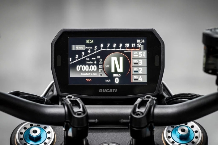 Ducati Hypermotard V2 : le plaisir brut à prix d’or