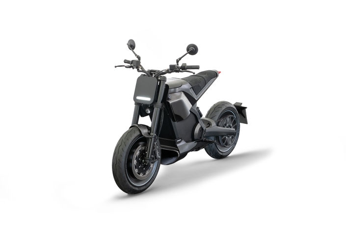 Brabus se met à la moto électrique et choisit une marque française