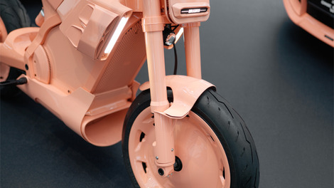 Brabus se met à la moto électrique et choisit une marque française