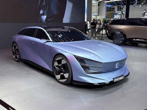 Le concept 6 est un break sportif.