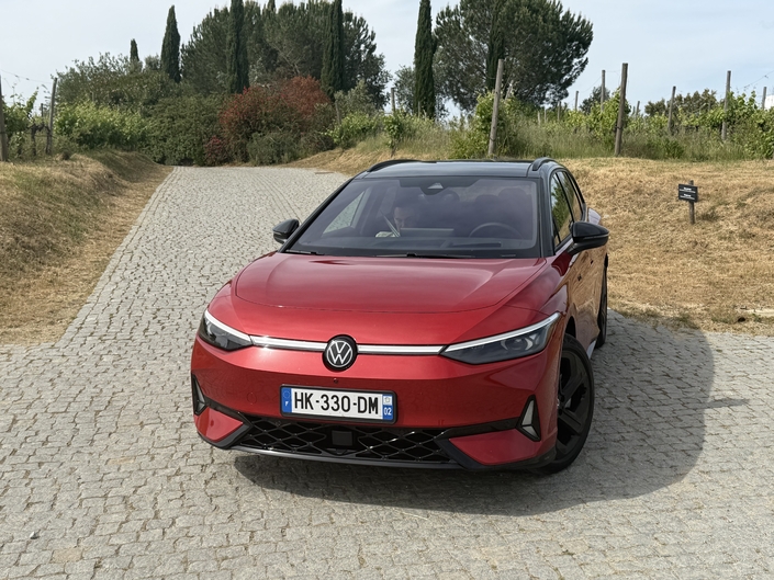 Cette peinture coûte 1 300€.