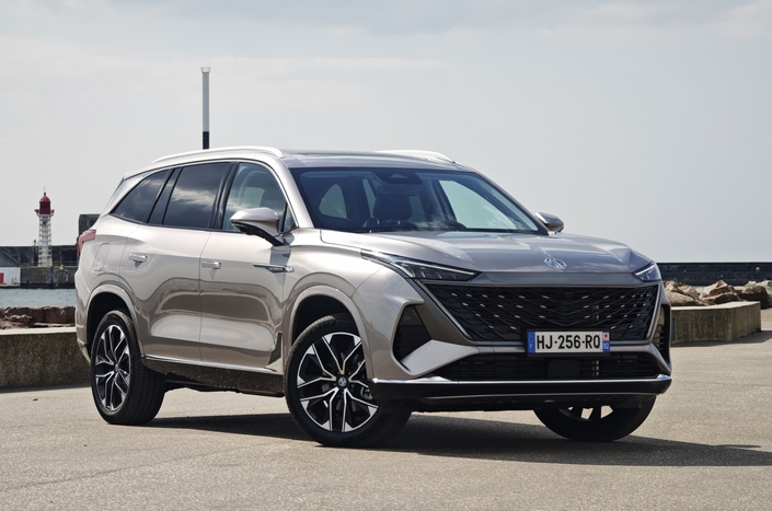 Affiché à partir de 39 990 €, le MGS9 est imbattable. Mais en voulant produire en Europe, MG ne pourra plus casser les prix de la sorte et devra miser sur des modèles à l’image plus haut de gamme.