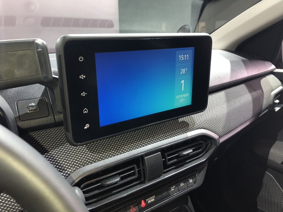 Dacia Jogger (2021) le break qui casse les prix En direct du salon