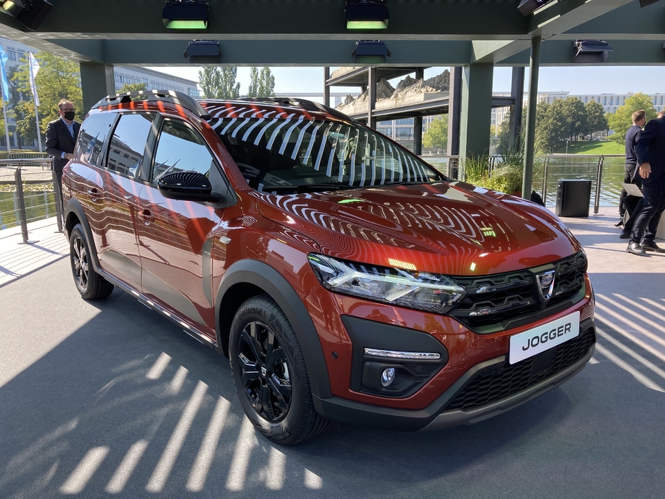 Prix De L'or à La Casse 2021 Dacia Jogger (2021) : le break qui casse les prix - En direct du salon