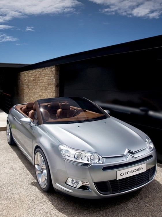 Salon de Francfort : la Citroën C5 Airscape va vous faire planer !