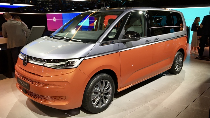 Volkswagen Multivan : de hippie à yuppie - Vidéo en direct du Salon de Munich 2021