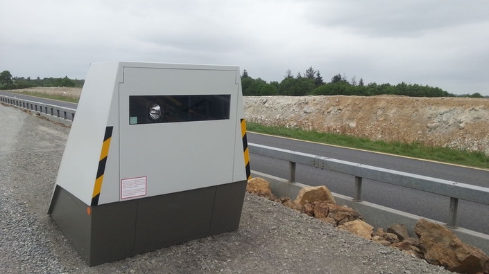 Radars automatiques : le nombre de PV s'envole, le top 10 des cabines qui flashent le plus