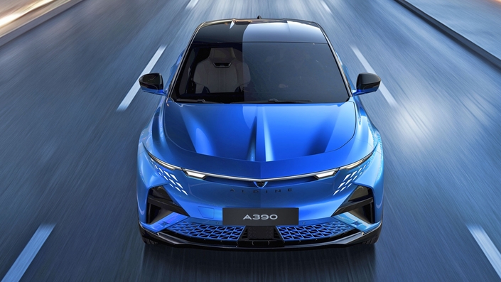 L’Alpine A390 est au début de sa commercialisation et la marque Alpine compte beaucoup sur ce modèle pour engranger un beau retour sur investissement