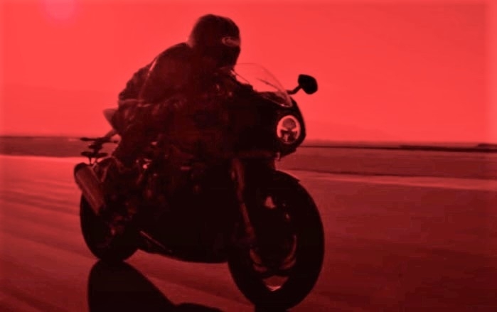 La Triumph Speed Triple 1200 RR en action !