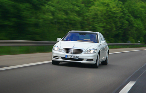 Essai - Mercedes Classe S 400 Hybrid : la berline de luxe essence la plus économique et écologique au monde ?