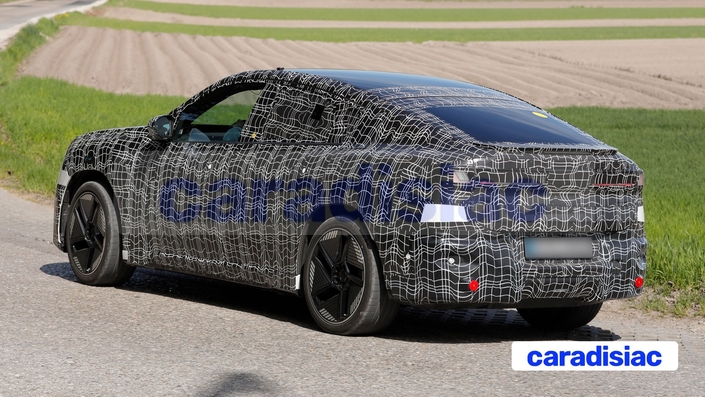 Plus de BMW X4 thermique. À la place, un BMW iX4 électrique qui échappera au malus. BMW joue la carte « écologique » pour son SUV coupé de cœur de gamme.